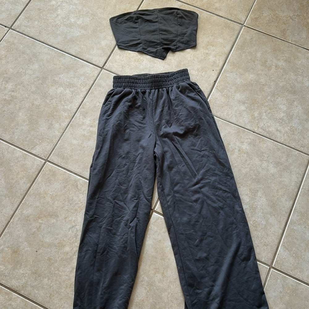 Grey set